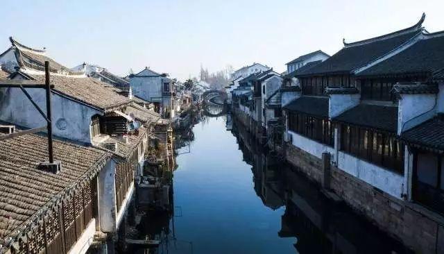 《雍正王朝》：“八王议政”期间，隆科多为何选择和八阿哥合作